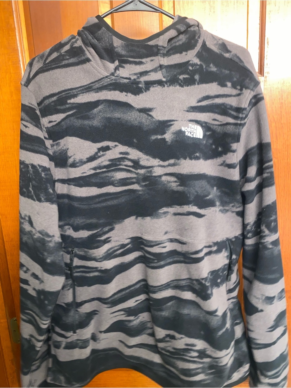 The North Face Men’s Gray & Black Camouflage-Style Crewneck Pullover